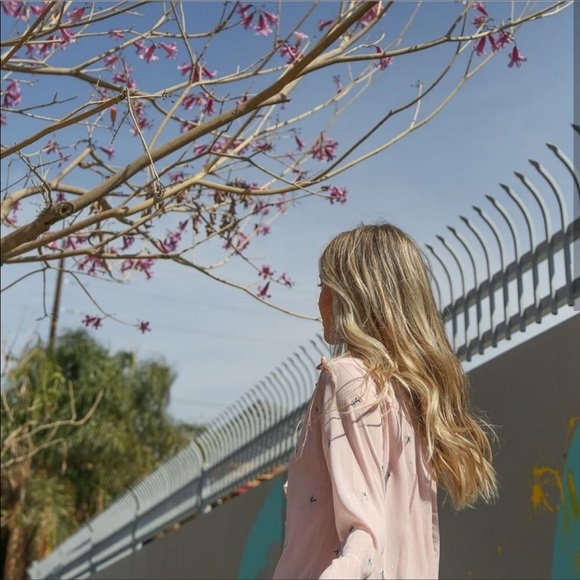 Beaded bell sleeve top - Picture 2 of 3